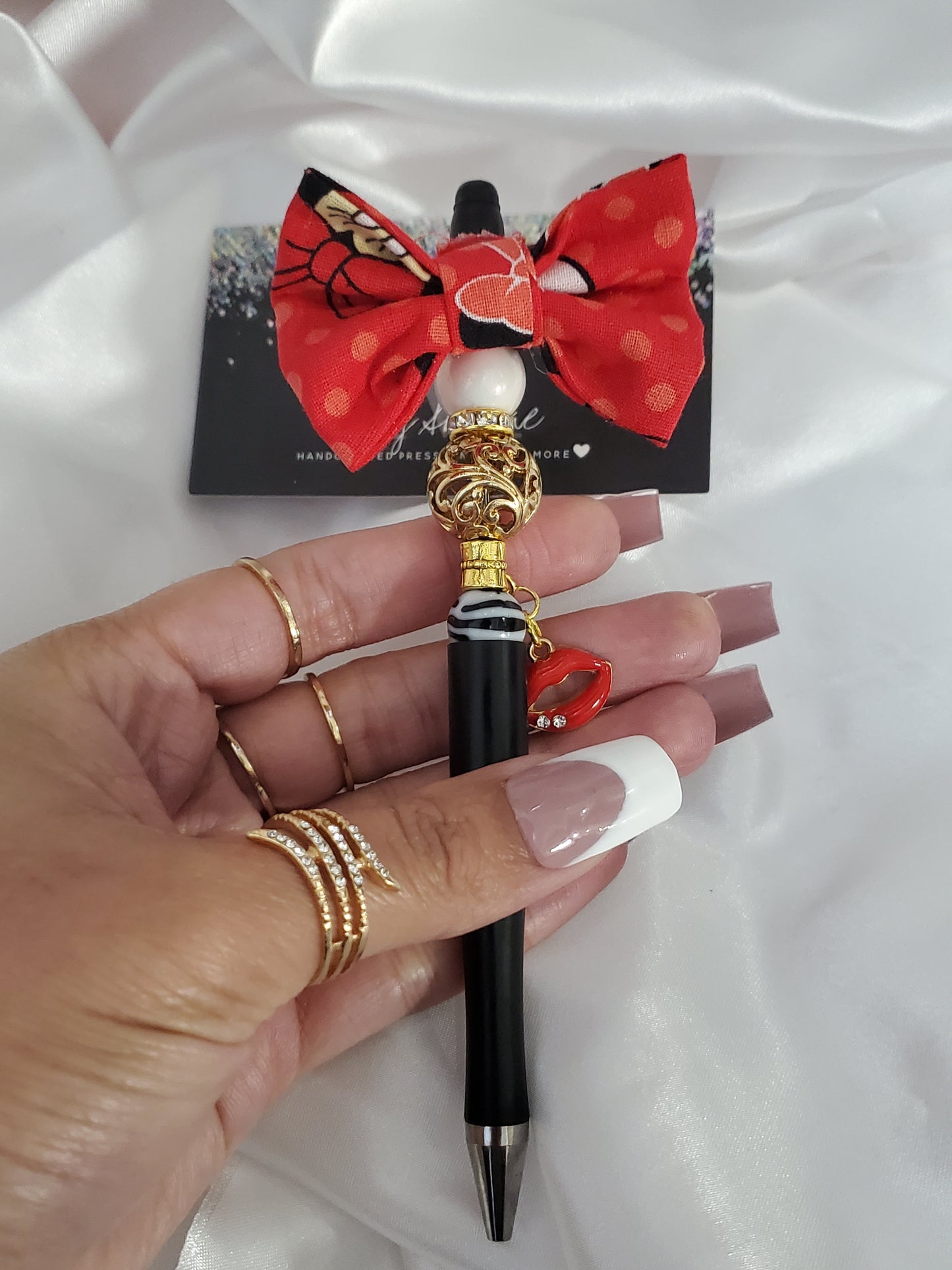 Kawaii Pens with bows