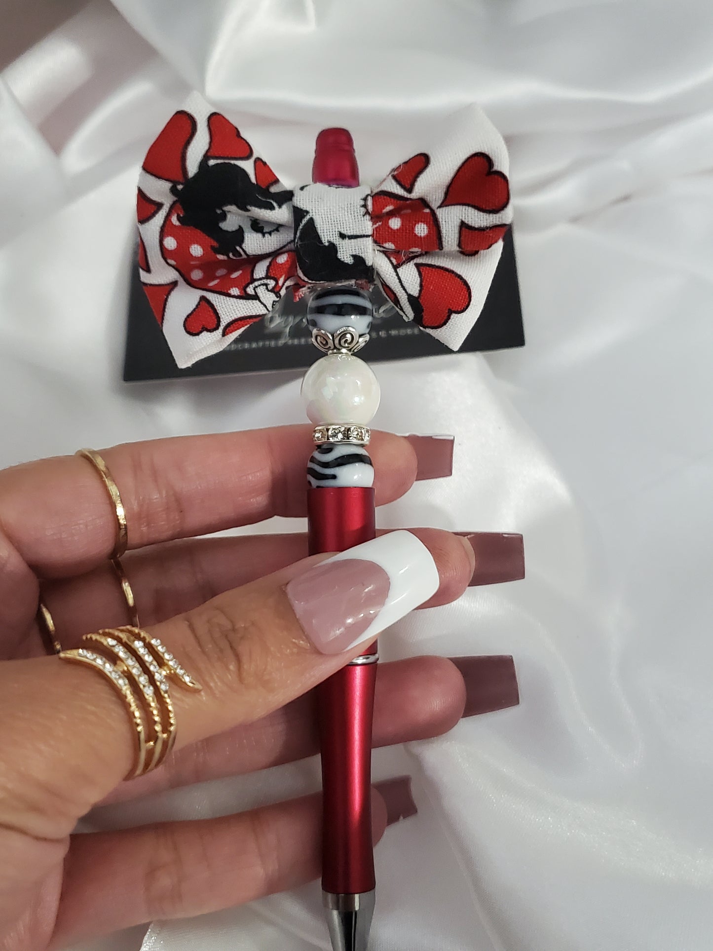 Kawaii Pens with bows